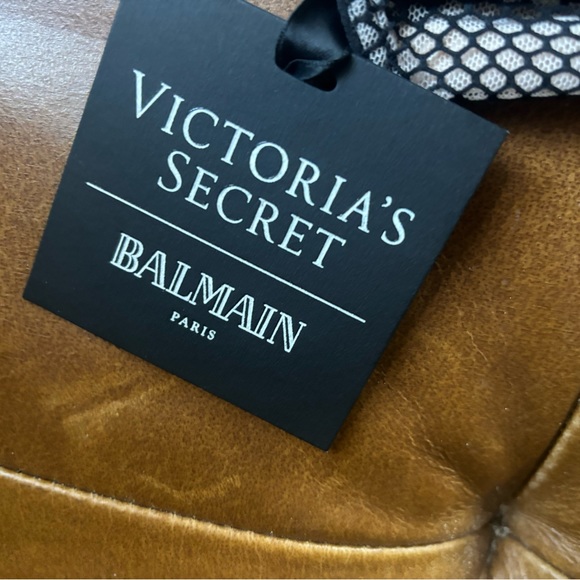 Victoria’s Secret x BALMAIN Paris Bra 36DD - Picture 2 of 7